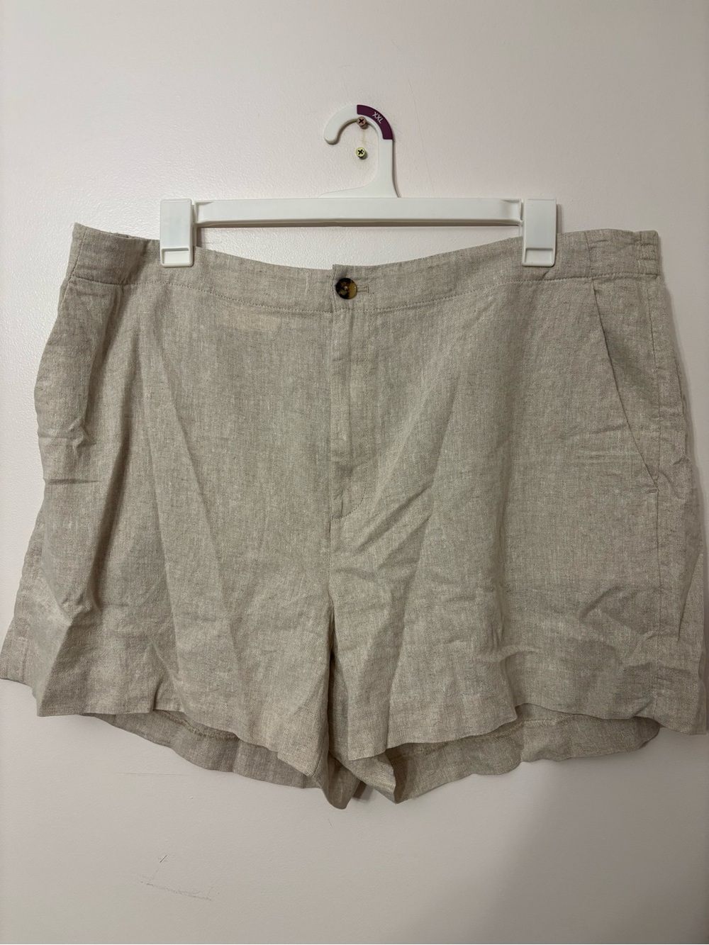 Banana Republic High-Waist Linen-Blend Shorts in Natural Beige